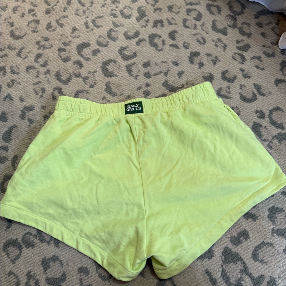 Daily drills super short! Zilker size M/L